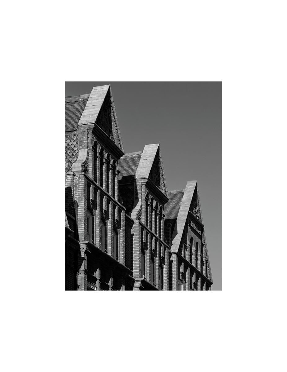 LONDON 124