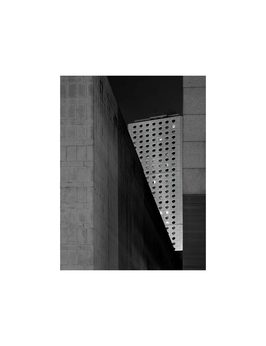 CONTEMPORARY 19