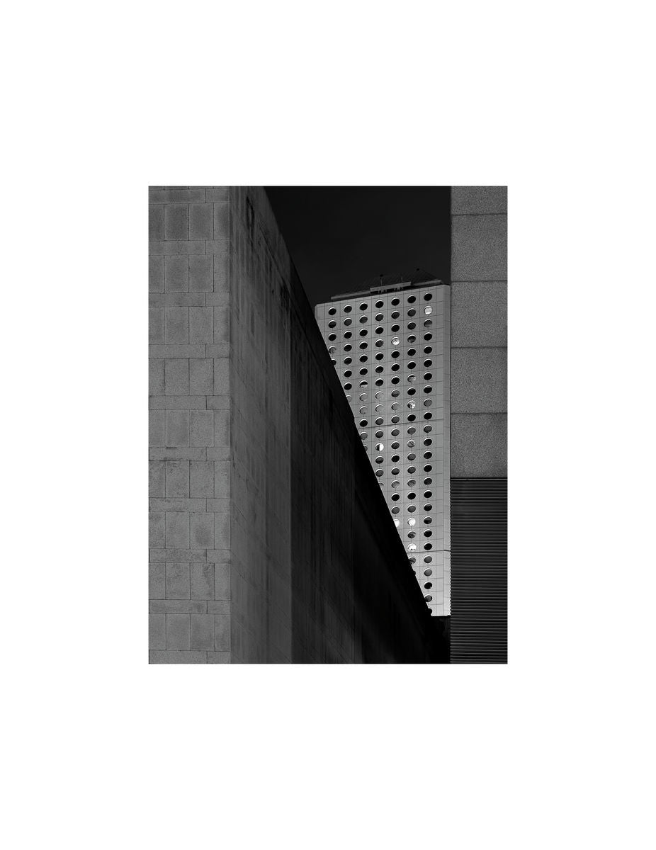 CONTEMPORARY 19