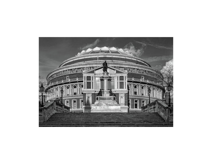 LONDON 135